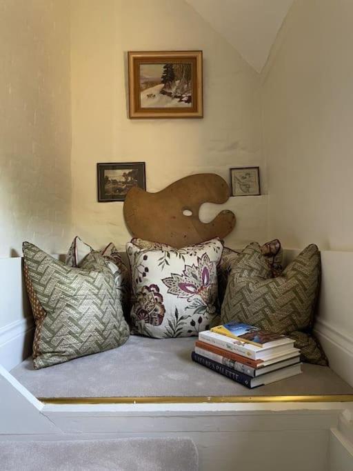 Holly Cottage, 2, Northbrook Park, Farnham-Up To 6 Adults 外观 照片